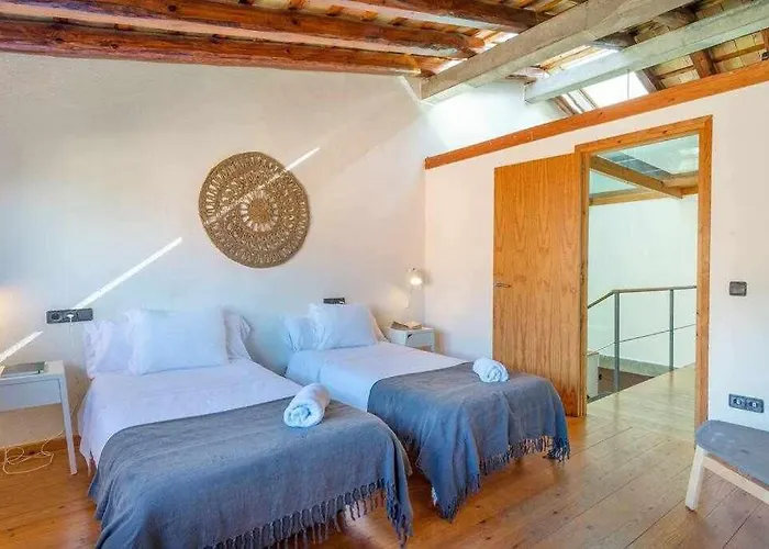 Sleep & Stay Arab Baths Atico Apartment